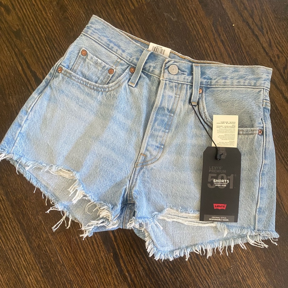 Levi’s high rise 501 Jean shorts